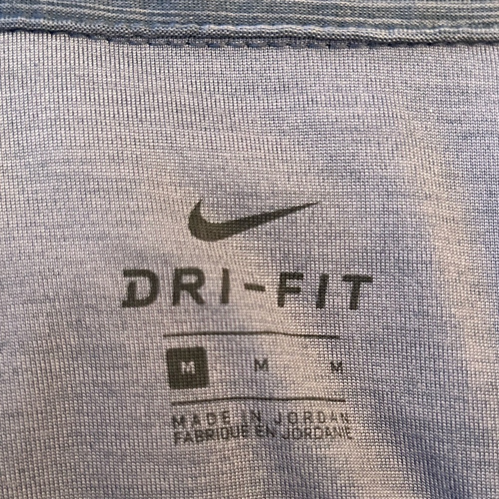 Nike Quarter Zip - Picture 3 of 3